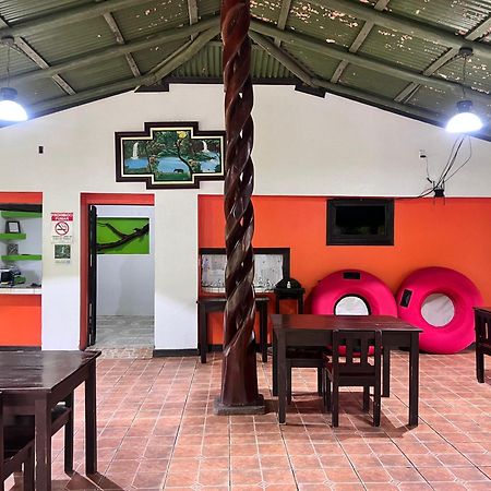 Hotel Catarata Rio Celeste บิฆากัว ภายนอก รูปภาพ