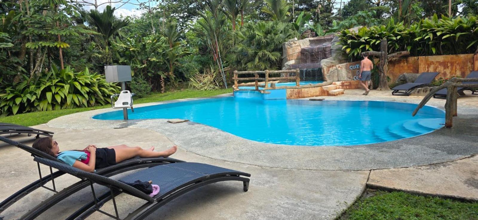 Hotel Catarata Rio Celeste บิฆากัว ภายนอก รูปภาพ
