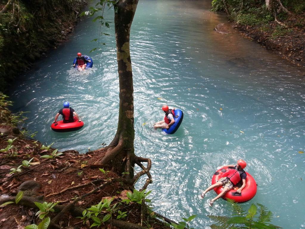 Hotel Catarata Rio Celeste บิฆากัว ภายนอก รูปภาพ