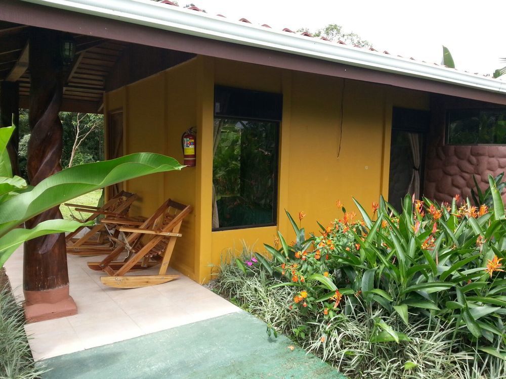 Hotel Catarata Rio Celeste บิฆากัว ภายนอก รูปภาพ