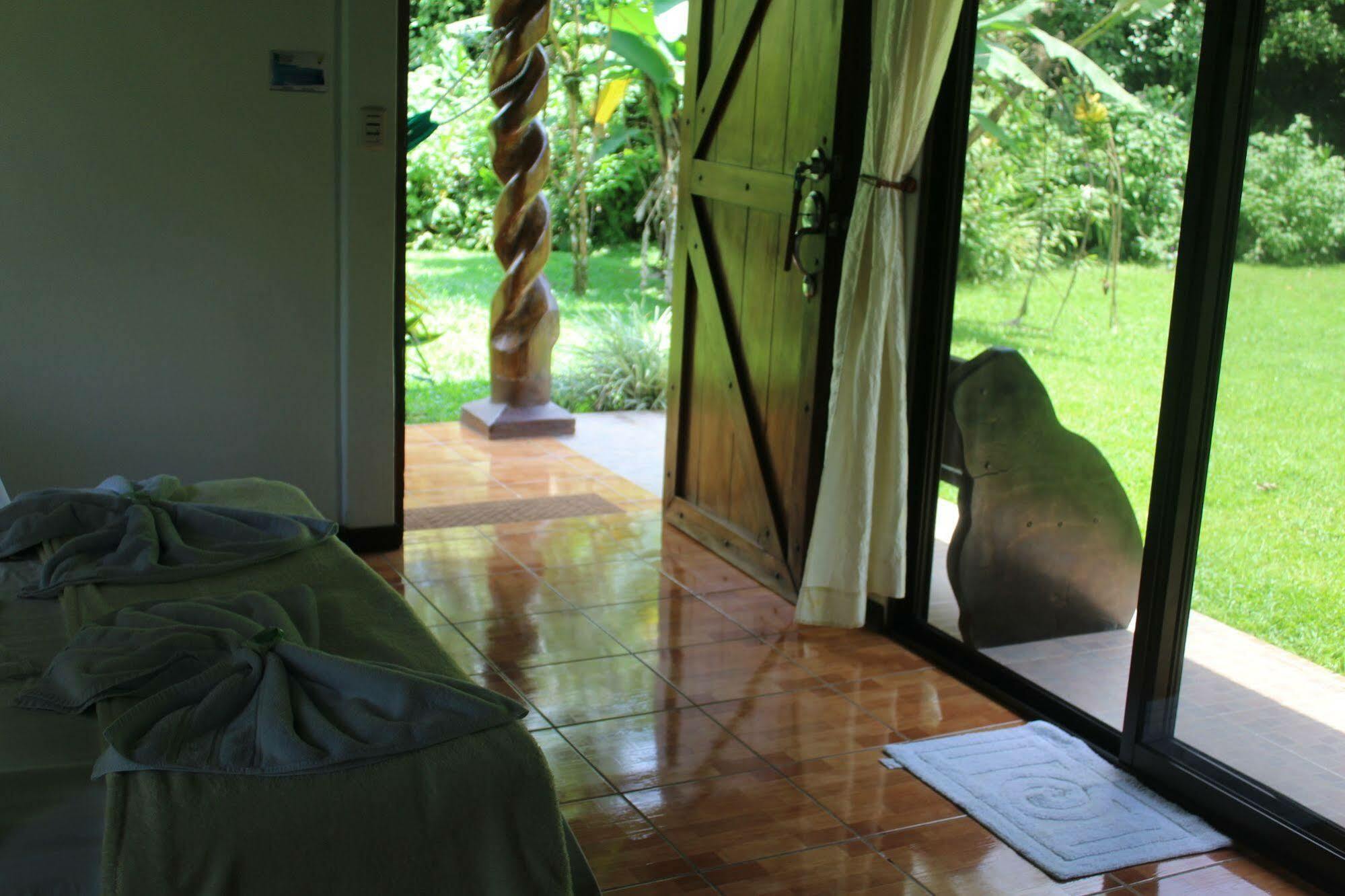 Hotel Catarata Rio Celeste บิฆากัว ภายนอก รูปภาพ